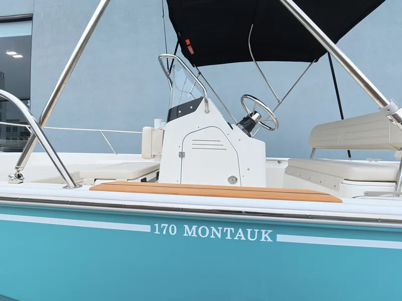 Slide: The Image of Boston Whaler 170 Montauk 2027 - 5