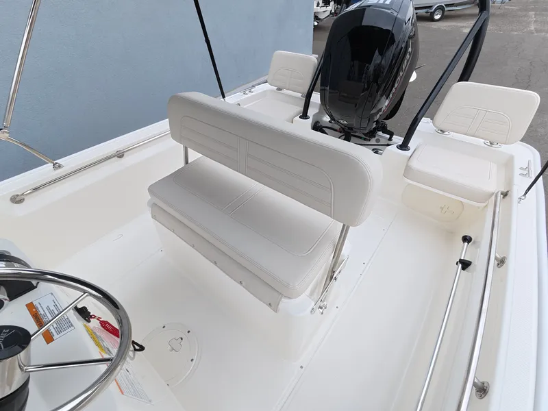 Slide: The Image of Boston Whaler 170 Montauk 2027 - 12