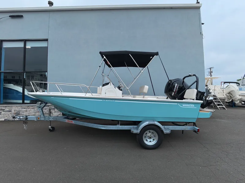 Slide: The Image of Boston Whaler 170 Montauk 2027 - 1
