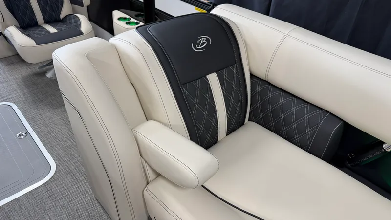 Slide: The Image of Barletta LUSSO23QCSS 2027 - 30