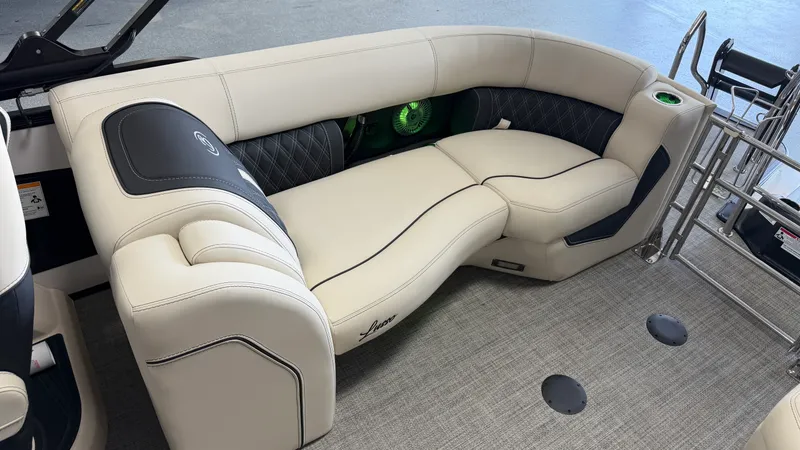 Slide: The Image of Barletta LUSSO23QCSS 2027 - 65
