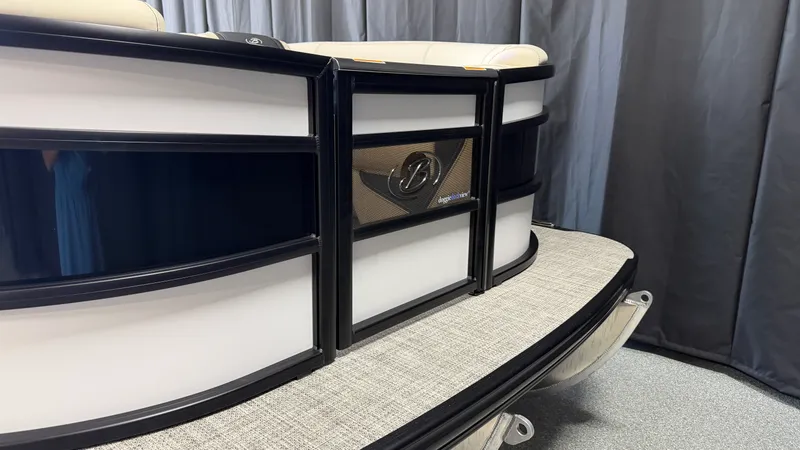 Slide: The Image of Barletta LUSSO23QCSS 2027 - 10