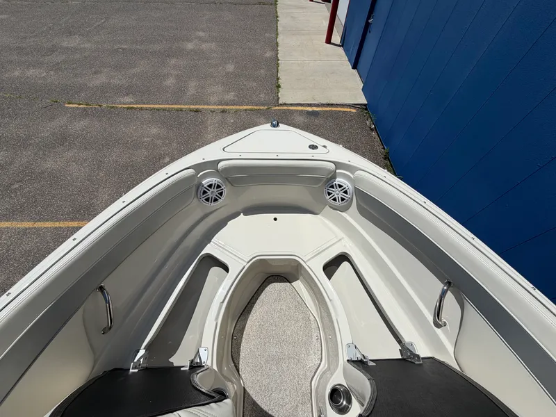 Slide: The Image of Sea Ray 210 SELECT 2010 - 25