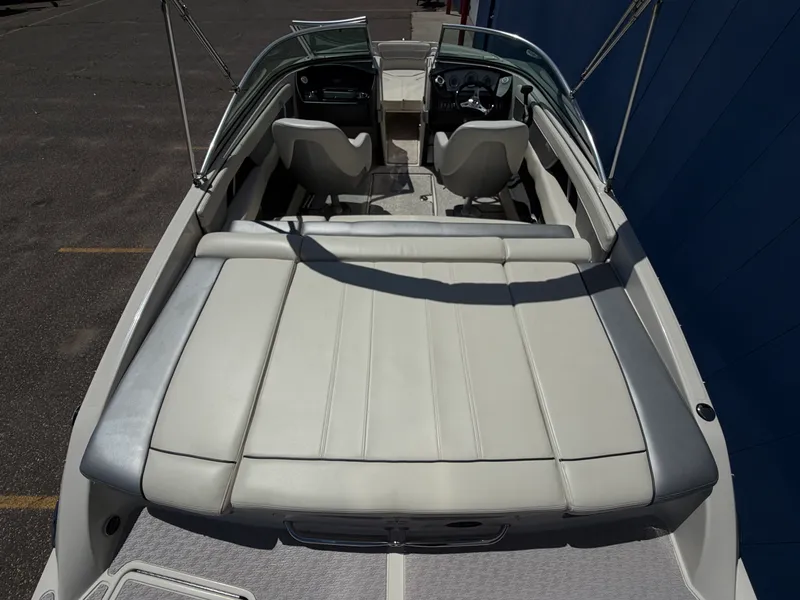 Slide: The Image of Sea Ray 210 SELECT 2010 - 6