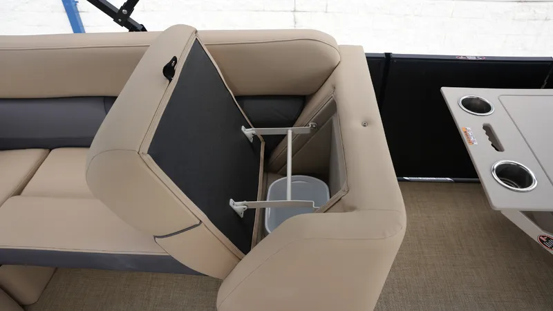 Slide: The Image of Harris Cruiser 230 2023 - 18