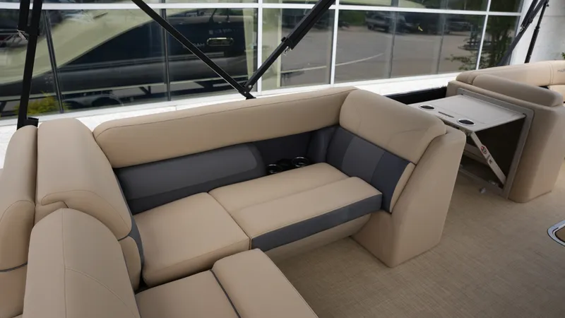 Slide: The Image of Harris Cruiser 230 2023 - 19