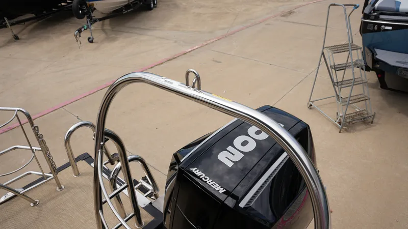 Slide: The Image of Harris Cruiser 230 2023 - 27