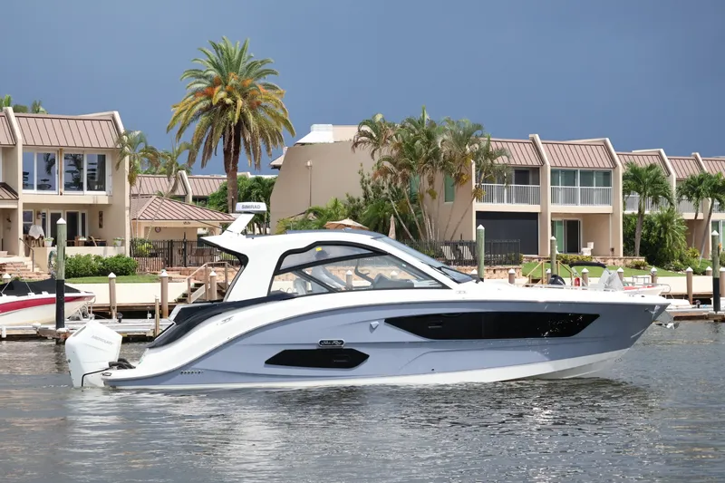 Slide: The Image of Sea Ray Sundancer 370 Outboard 2026 - 19