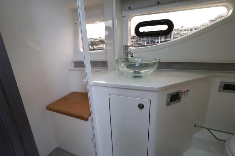 Slide: The Image of Sea Ray Sundancer 370 Outboard 2026 - 55