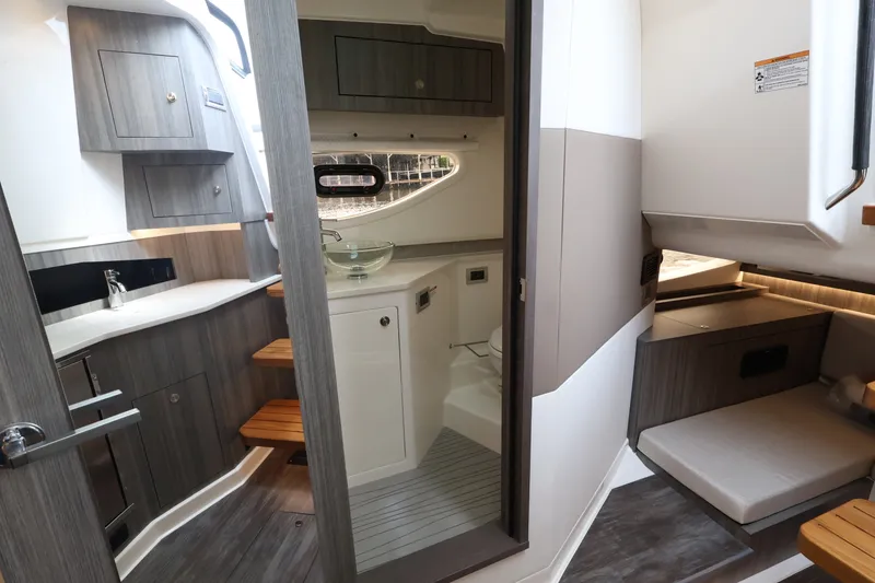 Slide: The Image of Sea Ray Sundancer 370 Outboard 2026 - 53