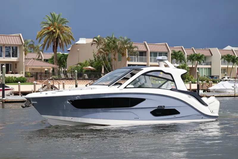 Slide: The Image of Sea Ray Sundancer 370 Outboard 2026 - 2