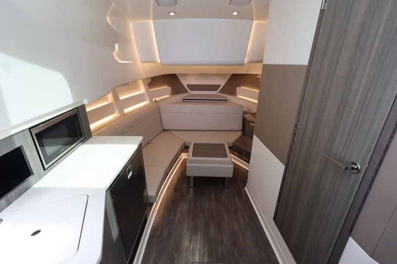 Slide: The Image of Sea Ray Sundancer 370 Outboard 2026 - 46