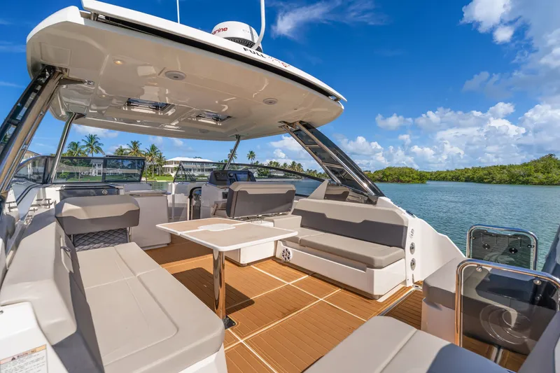 Slide: The Image of Aquila 32 Sport 2023 - 34