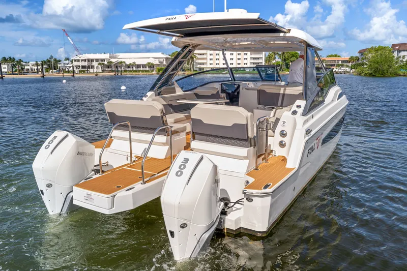 Slide: The Image of Aquila 32 Sport 2023 - 2