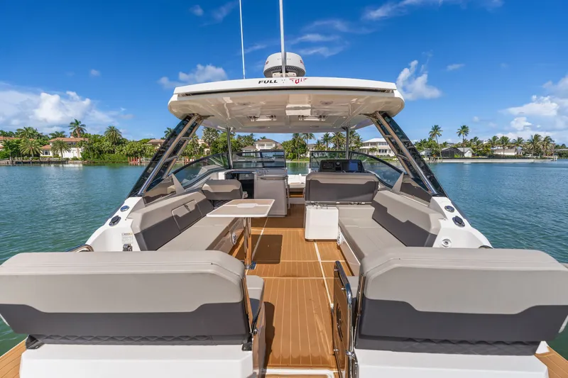 Slide: The Image of Aquila 32 Sport 2023 - 26