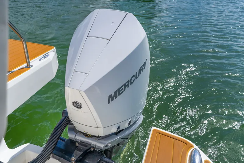 Slide: The Image of Aquila 32 Sport 2023 - 43