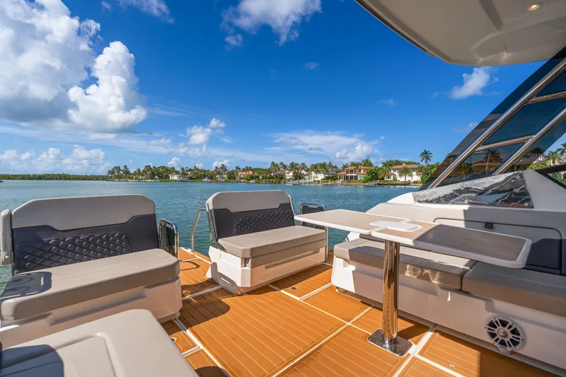 Slide: The Image of Aquila 32 Sport 2023 - 31