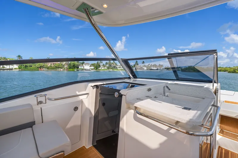Slide: The Image of Aquila 32 Sport 2023 - 22