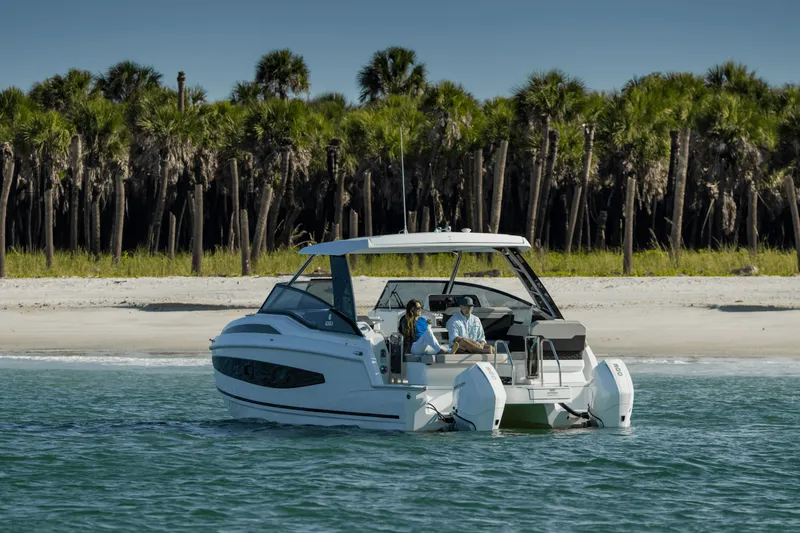 Slide: The Image of Aquila 32 Sport 2023 - 13