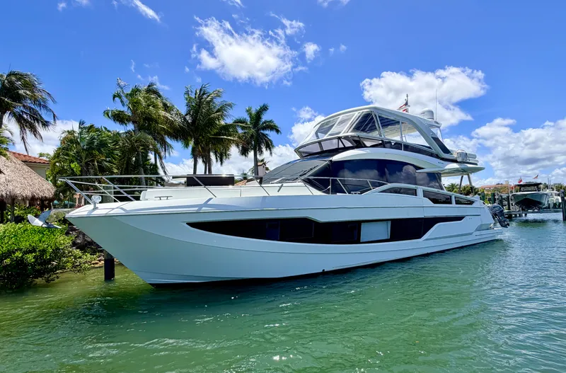 Slide: The Image of Galeon 640 FLY BRIDGE 2019 - 2
