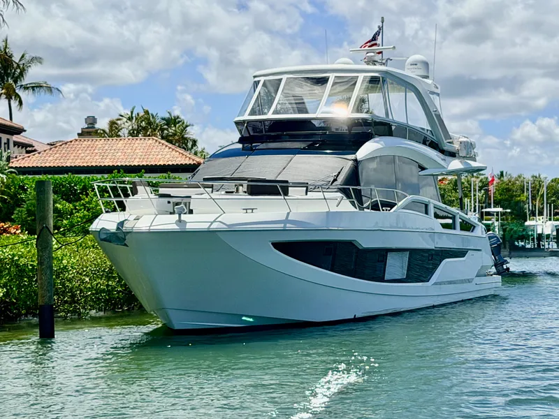 The Image of Galeon 640 FLY BRIDGE 2019 - undefined