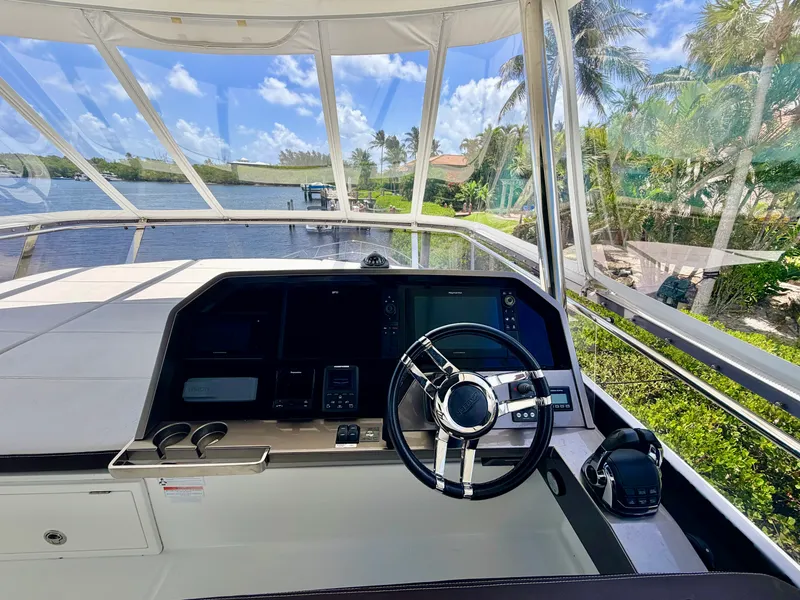 Slide: The Image of Galeon 640 FLY BRIDGE 2019 - 38