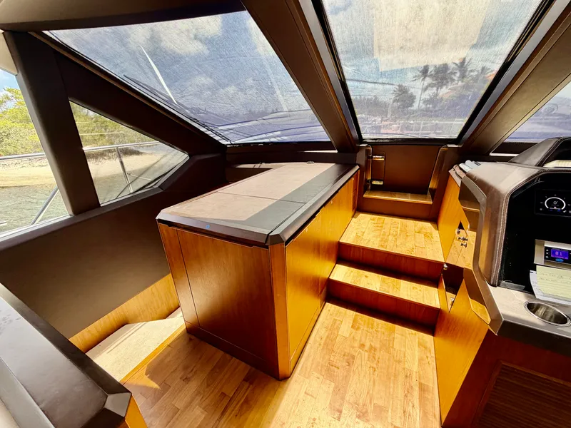 Slide: The Image of Galeon 640 FLY BRIDGE 2019 - 19
