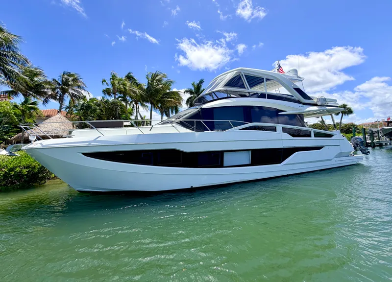 Slide: The Image of Galeon 640 FLY BRIDGE 2019 - 52