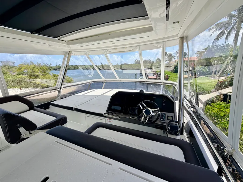 Slide: The Image of Galeon 640 FLY BRIDGE 2019 - 43