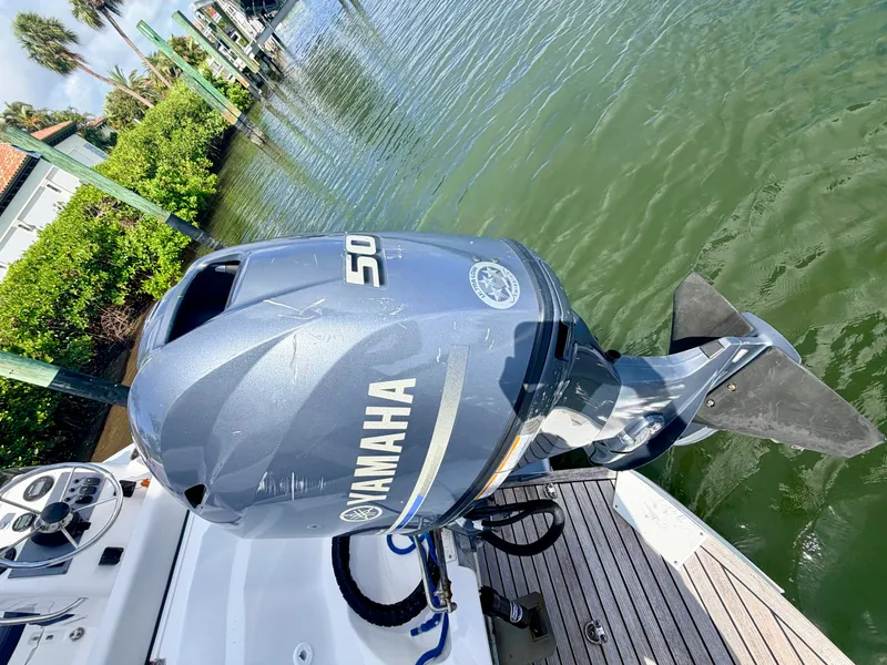 Slide: The Image of Galeon 640 FLY BRIDGE 2019 - 48