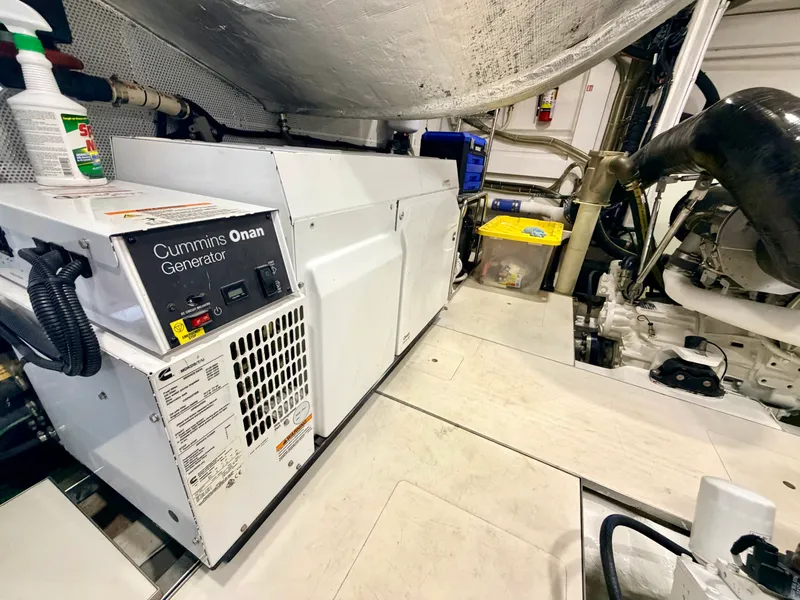 Slide: The Image of Galeon 640 FLY BRIDGE 2019 - 44