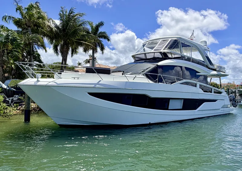 The Image of Galeon 640 FLY BRIDGE 2019 - 0