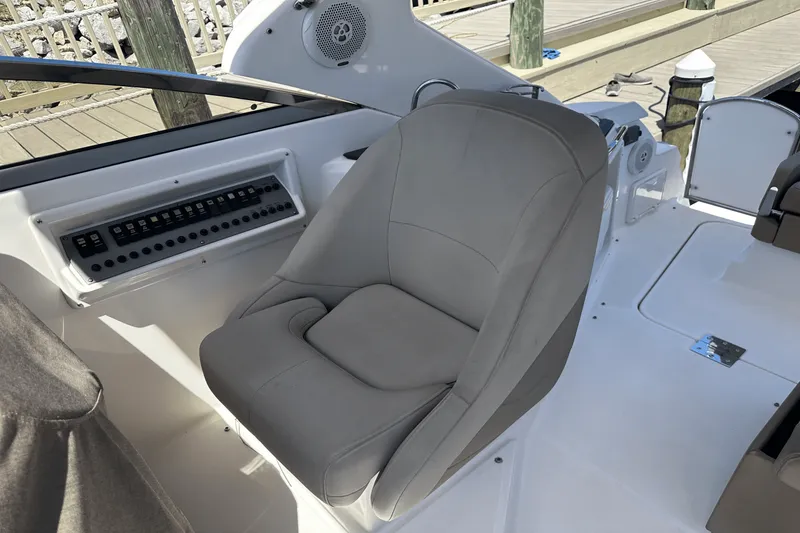 Slide: The Image of Regal 30 EXPRESS 2015 - 23