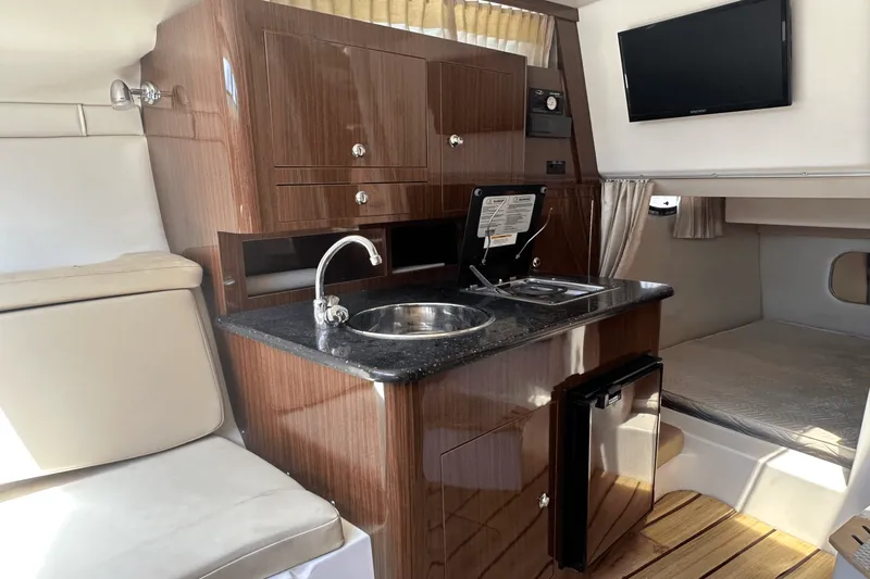 Slide: The Image of Regal 30 EXPRESS 2015 - 31