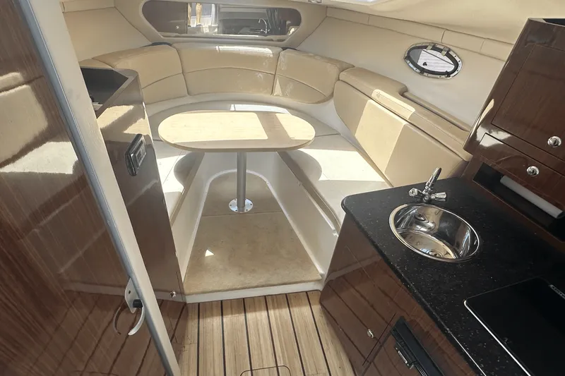 Slide: The Image of Regal 30 EXPRESS 2015 - 34