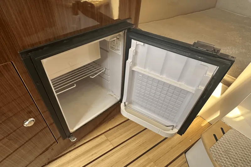 Slide: The Image of Regal 30 EXPRESS 2015 - 40