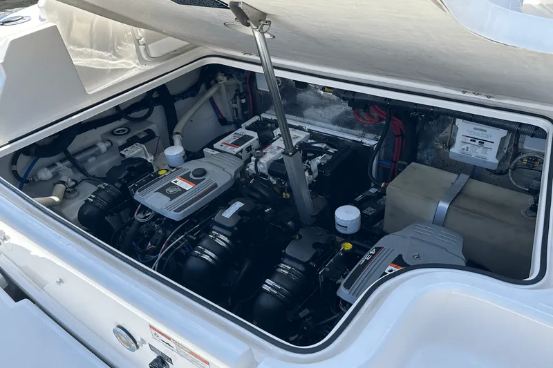 Slide: The Image of Regal 30 EXPRESS 2015 - 52