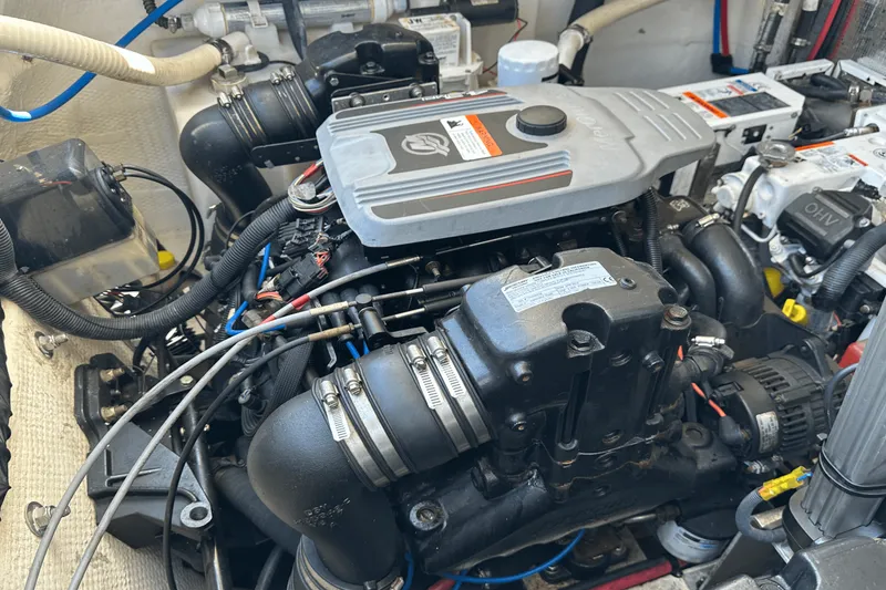 Slide: The Image of Regal 30 EXPRESS 2015 - 60