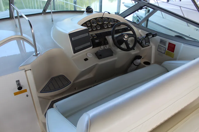 Slide: The Image of Cruisers 3075 Rogue 1999 - 13