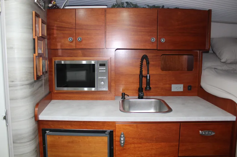 Slide: The Image of Cruisers 3075 Rogue 1999 - 33