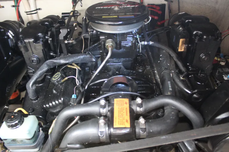 Slide: The Image of Cruisers 3075 Rogue 1999 - 39