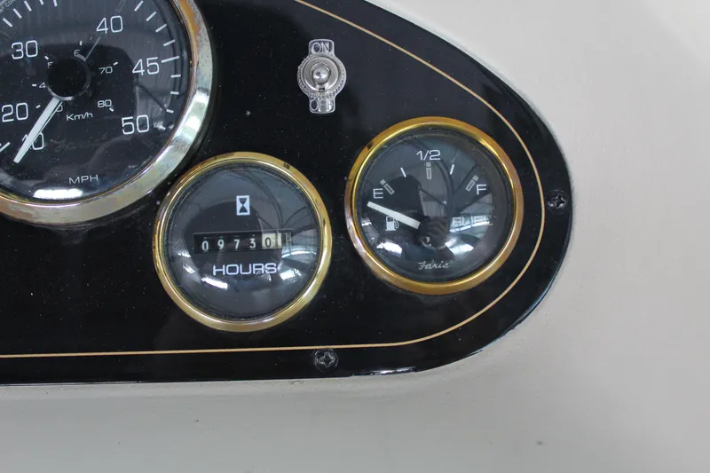 Slide: The Image of Cruisers Yachts 3075 Rogue 1999 - 16