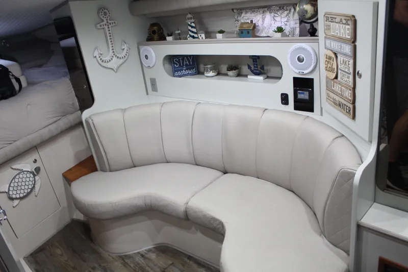 Slide: The Image of Cruisers Yachts 3075 Rogue 1999 - 29