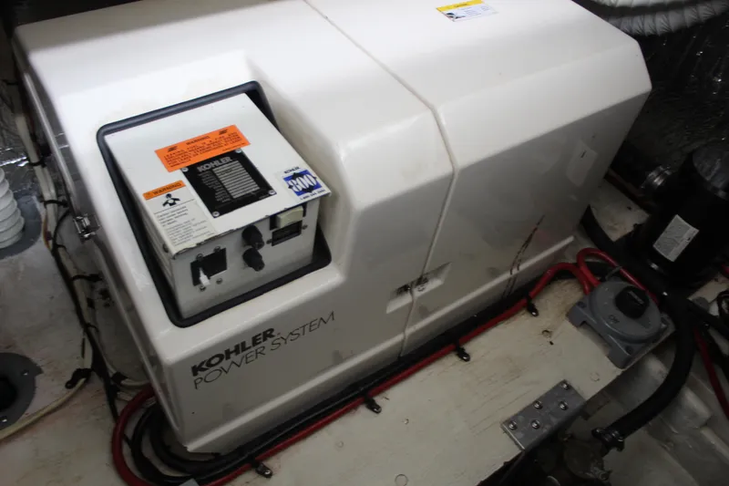 Slide: The Image of Cruisers Yachts 3075 Rogue 1999 - 38