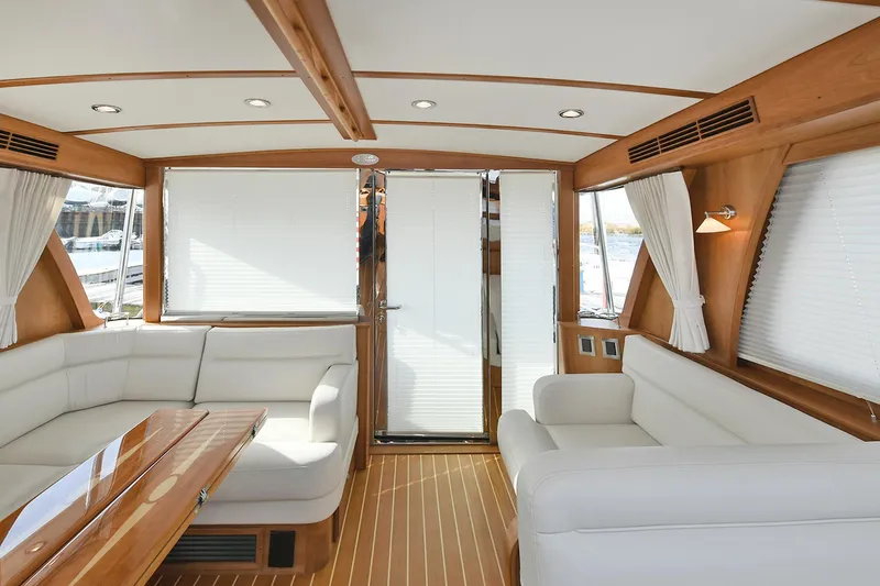 Slide: The Image of Sabre 48 Salon Express 2021 - 47