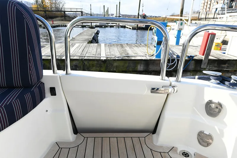 Slide: The Image of Sabre 48 Salon Express 2021 - 27
