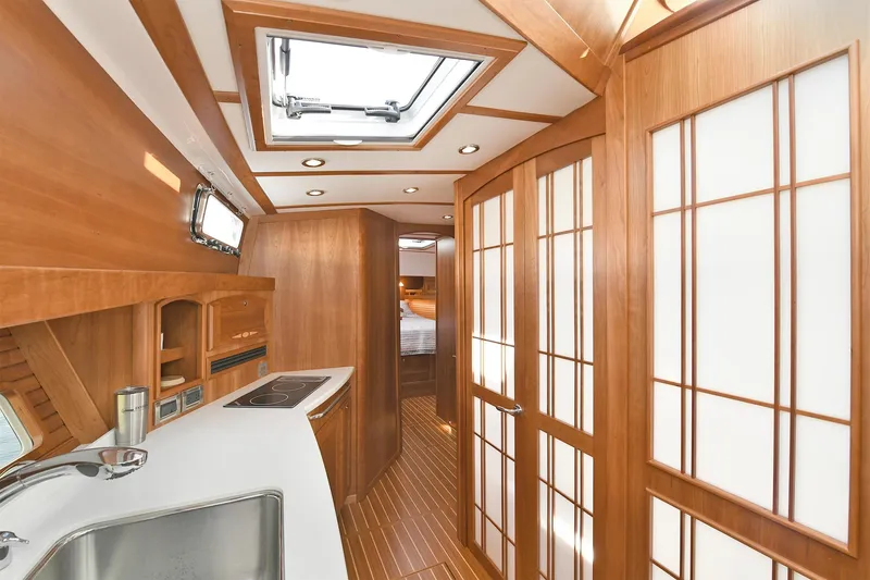 Slide: The Image of Sabre 48 Salon Express 2021 - 82