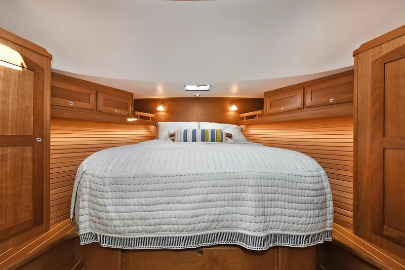 Slide: The Image of Sabre 48 Salon Express 2021 - 106