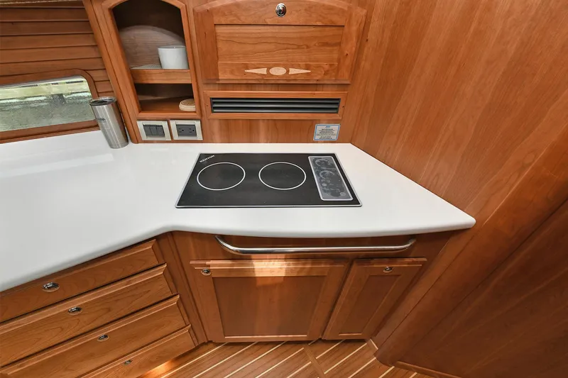 Slide: The Image of Sabre 48 Salon Express 2021 - 80