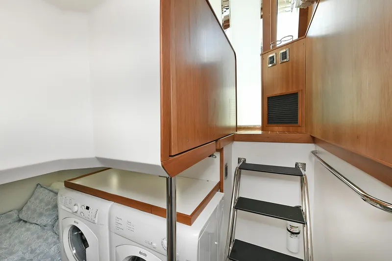 Slide: The Image of Sabre 48 Salon Express 2021 - 46